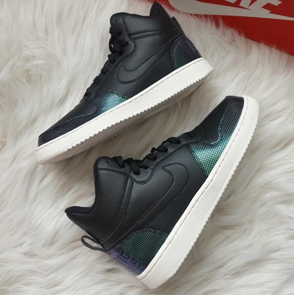 NEW Nike Court Borough Mid SE - Picture 7 of 8